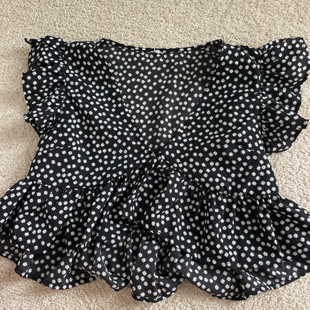 Floral Ruffle Black Top